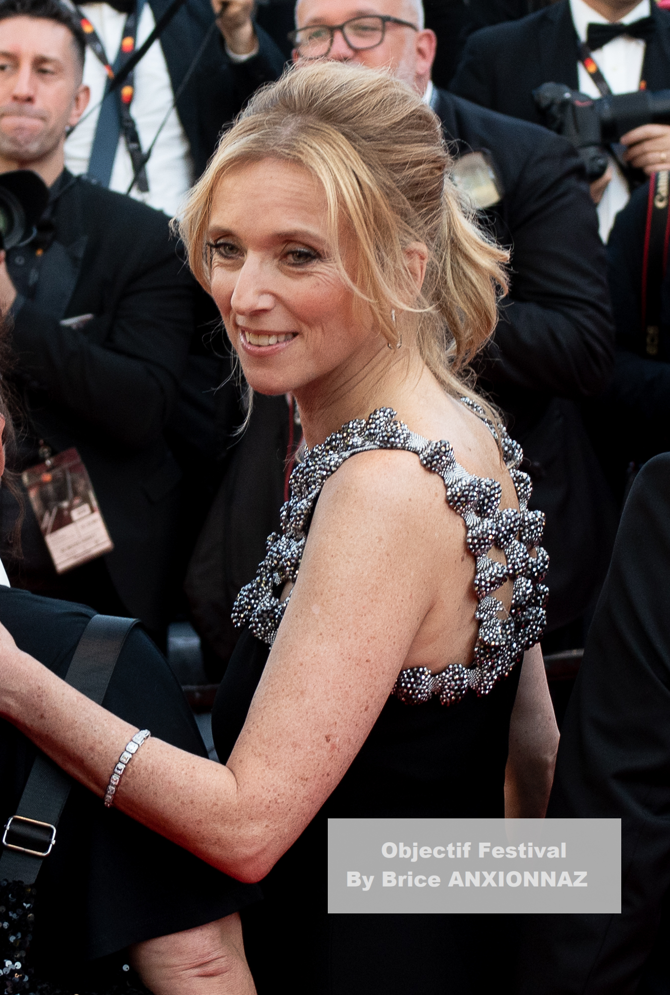 Photo de Kim Cattrall -  Cannes 2025 : Dossier 137 lors de l'événement à cannes2025dossier137 le 15 May 2025 par Brice ANXIONNAZ (Objectif Festival)